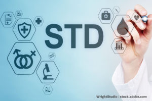 クラミジアが不妊の原因の2割！？ 女性は自覚や心当たりないことも多い